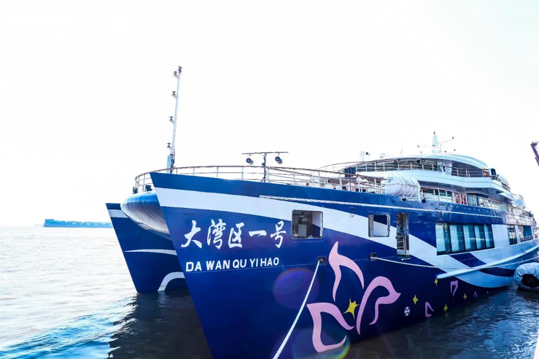 GVS用光打造“海上的移动豪华城堡”, GVS用光打造“海上的移动豪华城堡”,